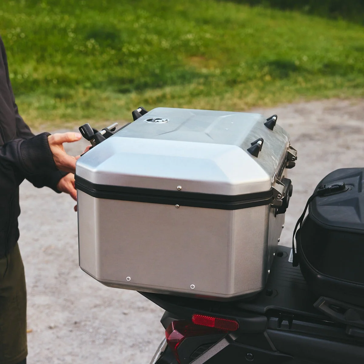Can-Am Aluminum Top Case | Canyon - Image 6