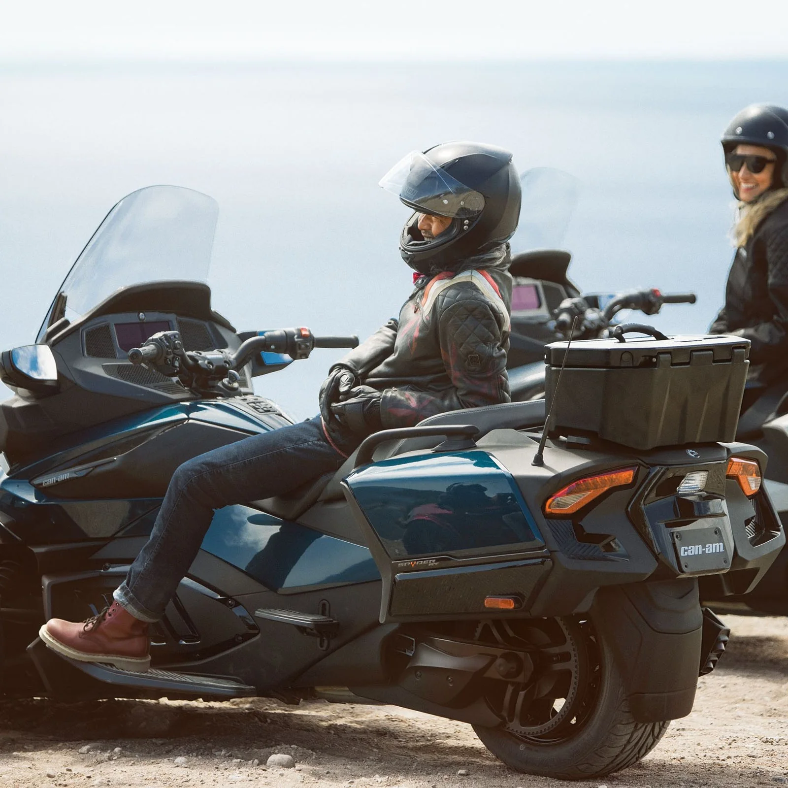 Can-Am Spyder LinQ Thermal Box - Image 4
