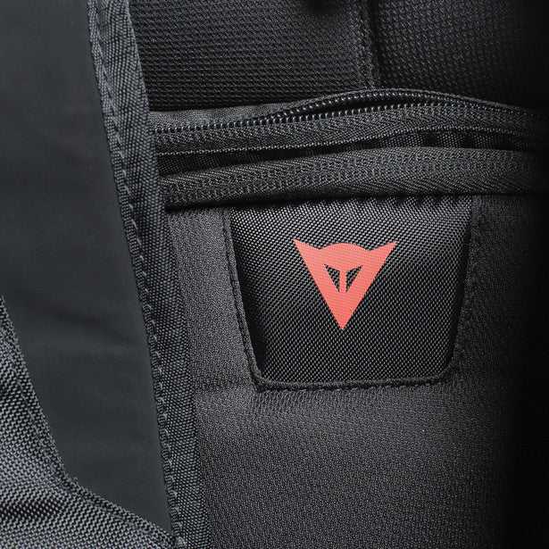 Dainese D-Gambit Backpack - Image 2