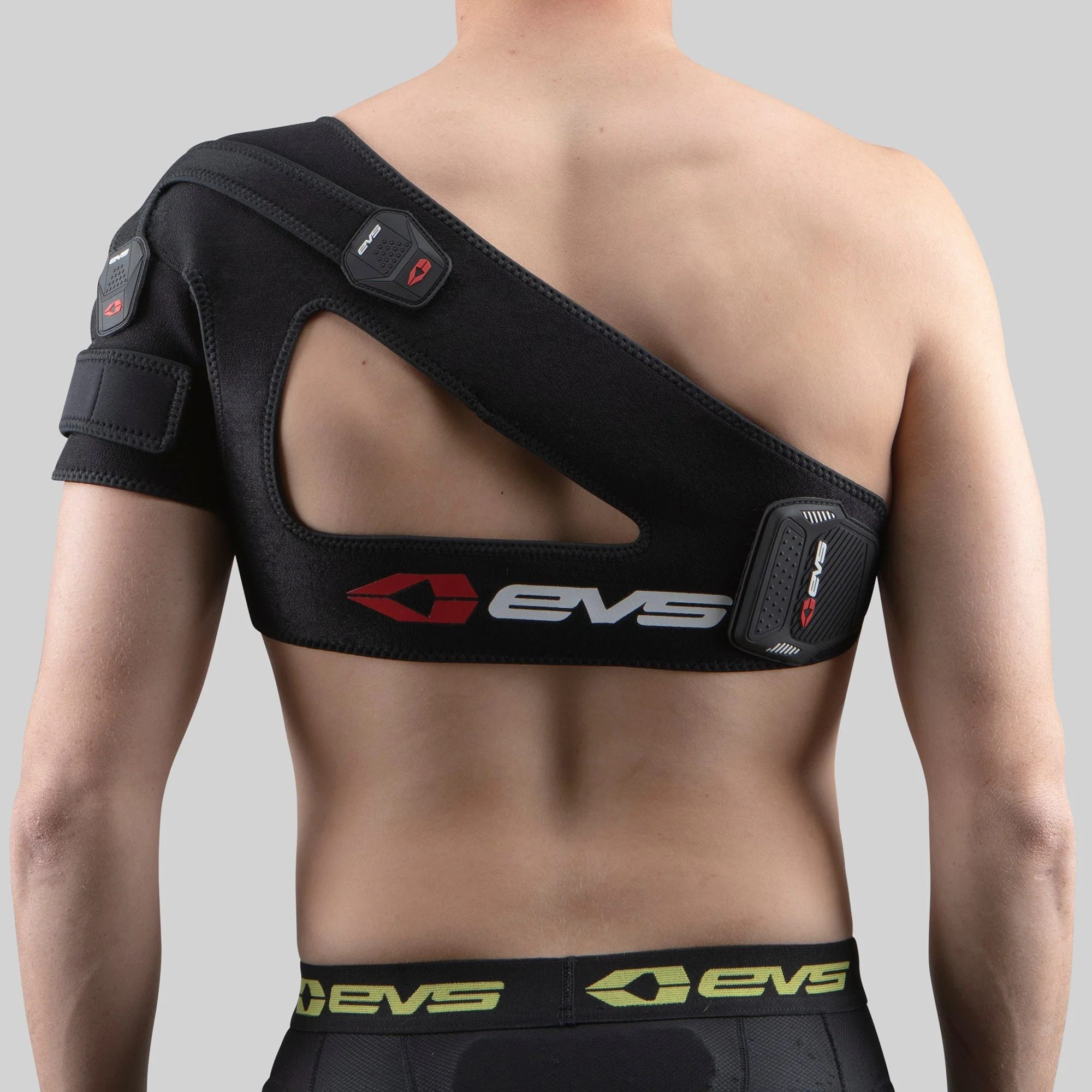 EVS SB03 Shoulder Support - Image 5
