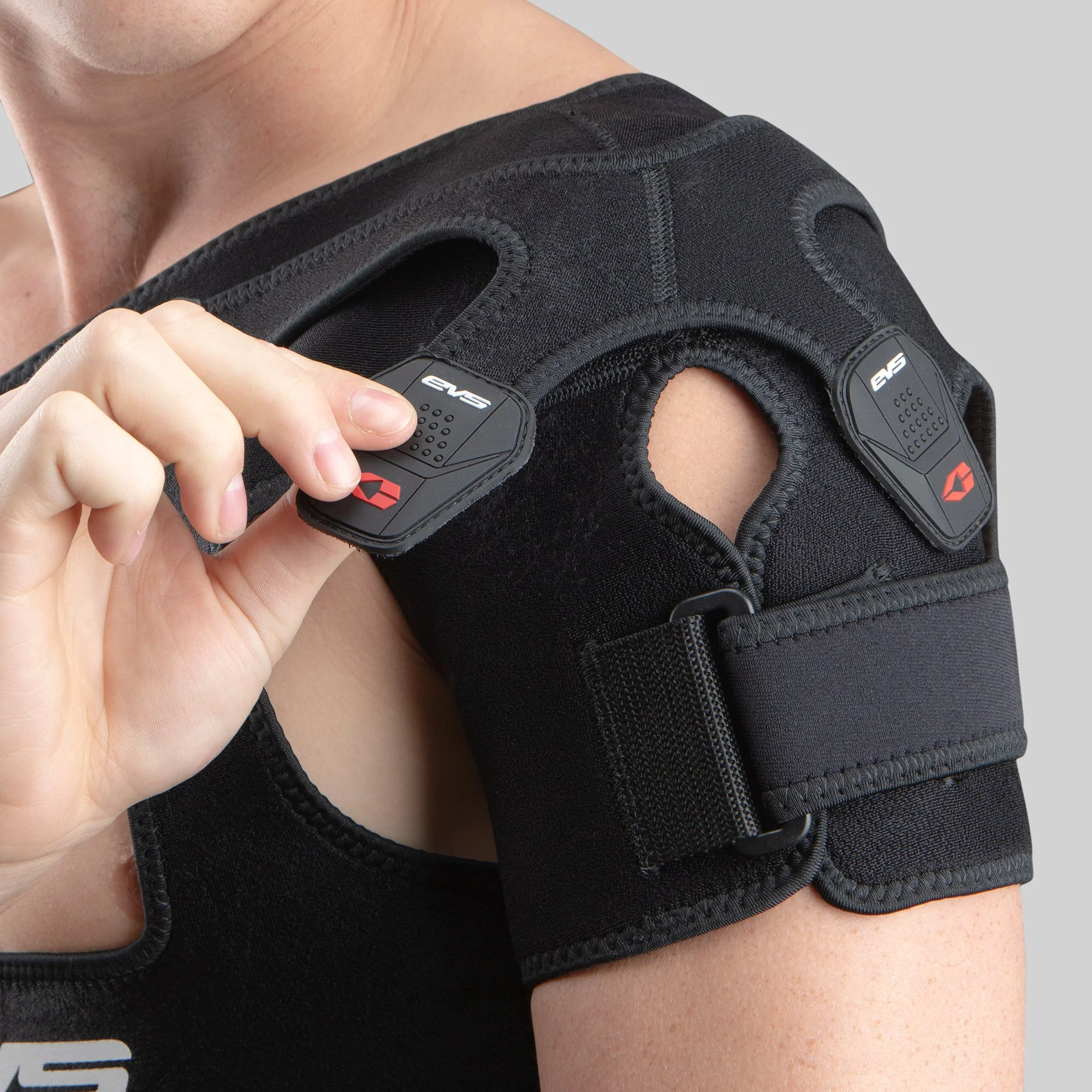 EVS SB03 Shoulder Support - Image 9