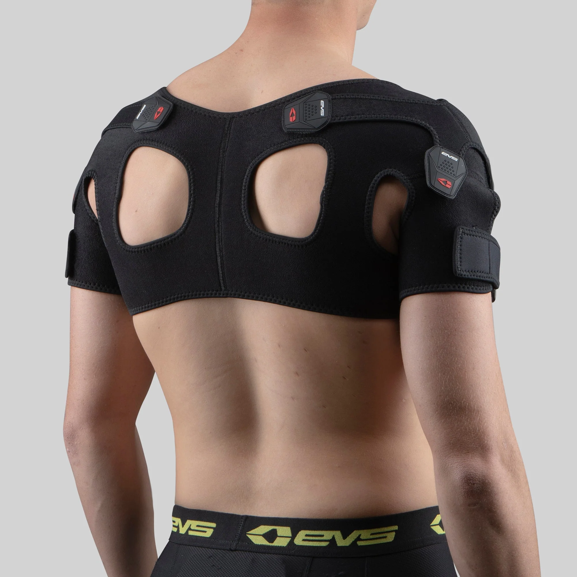 EVS SB05 Shoulder Support - Image 3