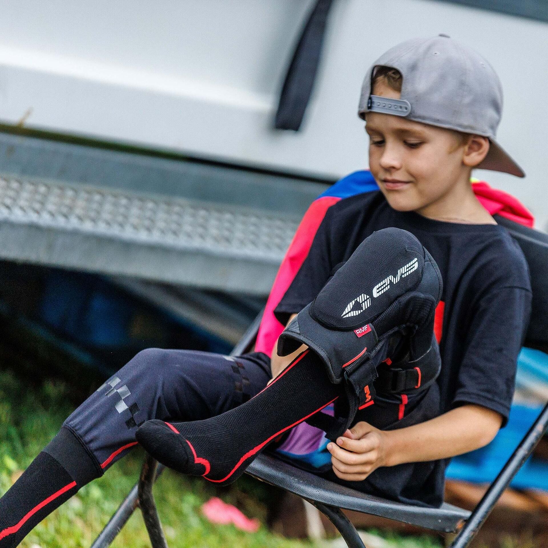 EVS Youth Genesis Knee Brace - Image 7