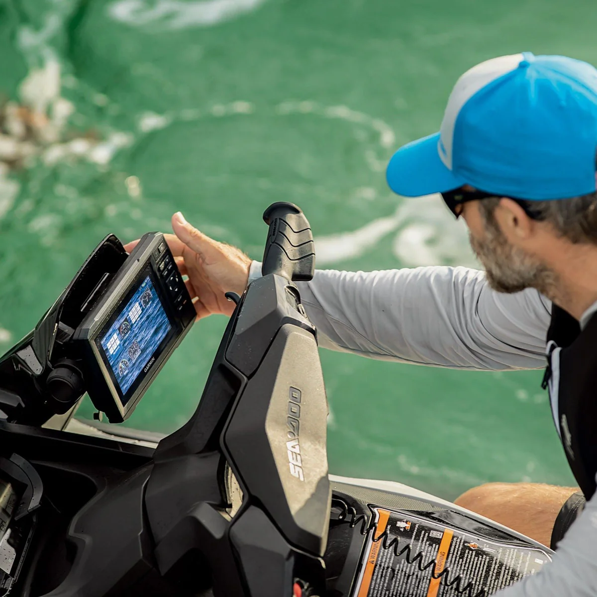Sea-Doo Garmin Echomap Plus 62cv wih Fish Finder - Image 2