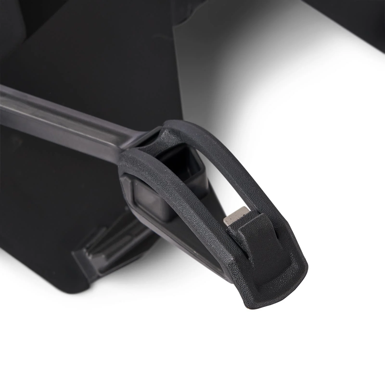 Ski-Doo LinQ Lightweight Snowflap Extension - Image 5
