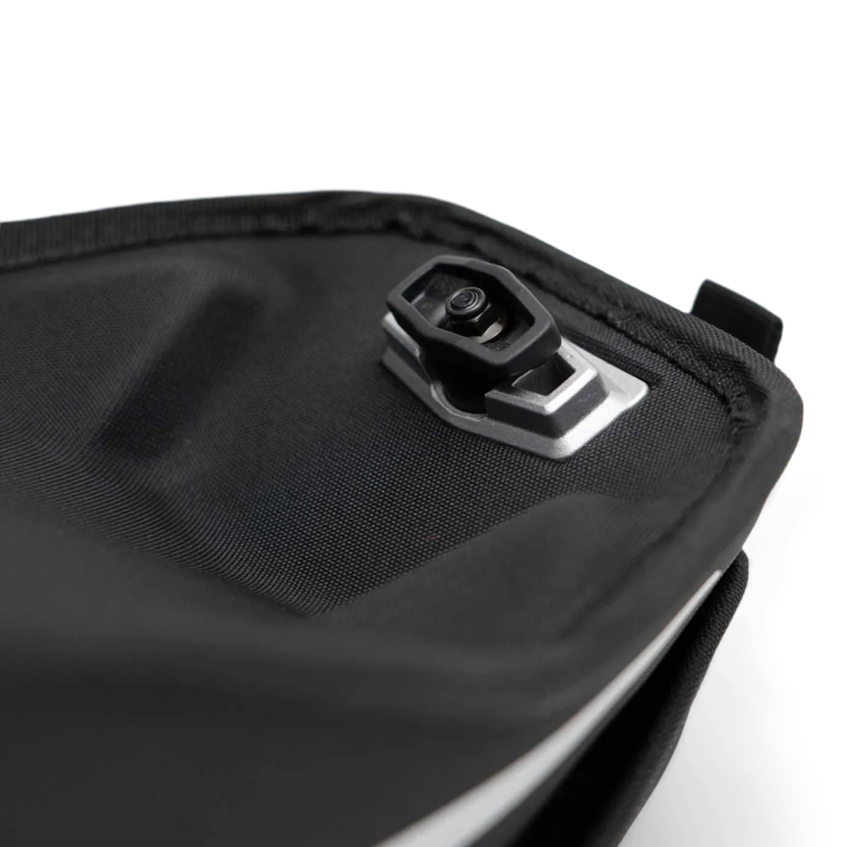 Ski-Doo LinQ Seat Bag - Image 4